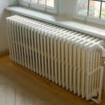 does turning off the thermostat save money